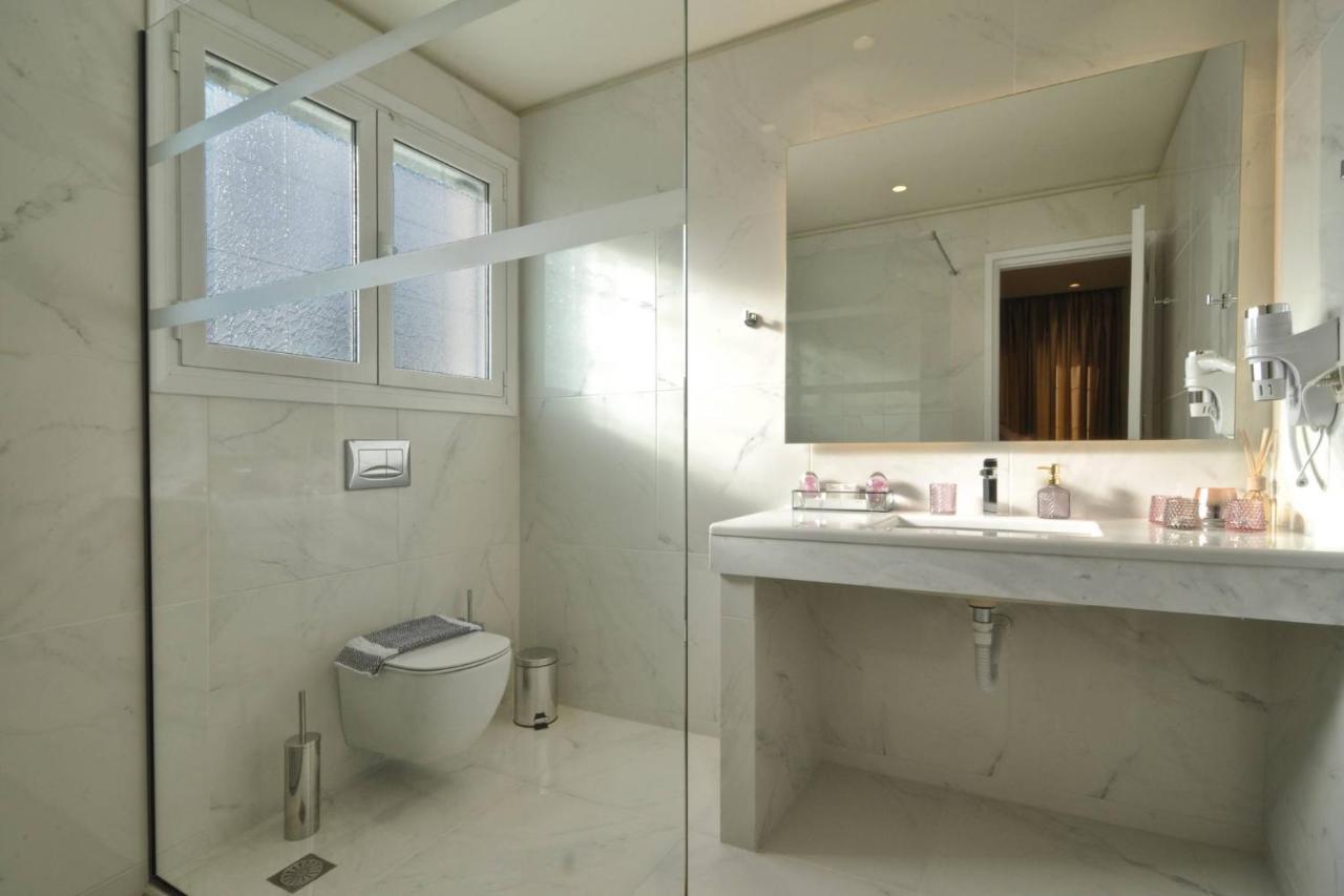 Solari Luxury Apartments Corfu Town ภายนอก รูปภาพ